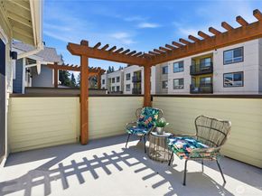 15865 NE 14th Road, Bellevue WA 98008