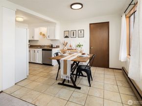 1612 33rd Street 104, Everett WA 98201