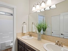 34015 SE Vaughan Street, Snoqualmie WA 98065