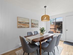 1717 150th Avenue SE 1, Bellevue WA 98007