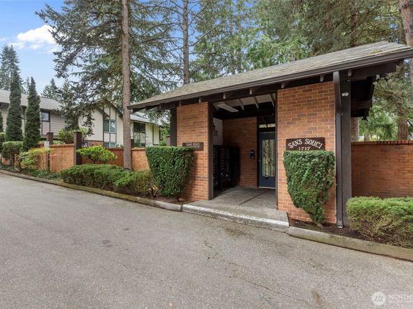 1717 150th Avenue SE 1, Bellevue WA 98007