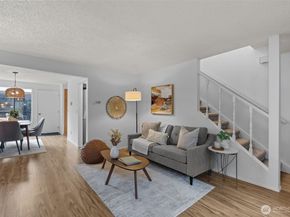 1717 150th Avenue SE 1, Bellevue WA 98007