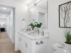 9812 59th Avenue S, Seattle WA 98118