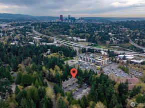 3911 108th Avenue NE B203, Bellevue WA 98004