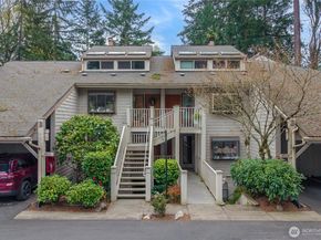3911 108th Avenue NE B203, Bellevue WA 98004