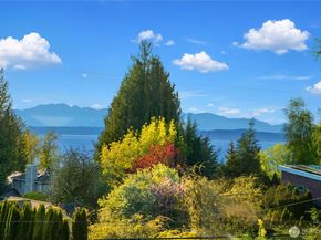 4014 SW 98th Street, Seattle WA 98136