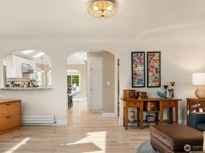 4014 SW 98th Street, Seattle WA 98136