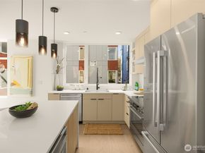1319 E Denny Way, Seattle WA 98122