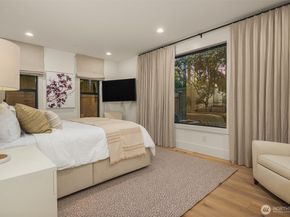 2131 104th Place SE, Bellevue WA 98004