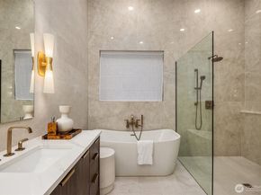 2131 104th Place SE, Bellevue WA 98004