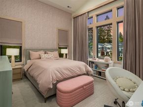 2131 104th Place SE, Bellevue WA 98004