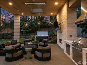 2131 104th Place SE, Bellevue WA 98004