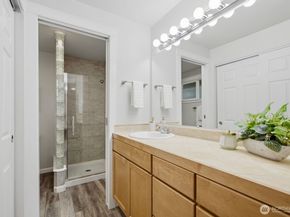 20210 107th Avenue NE, Bothell WA 98011