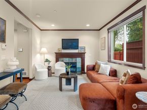 20920 2nd Avenue W A, Lynnwood WA 98036