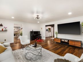 5611 240th Street SE, Woodinville WA 98072