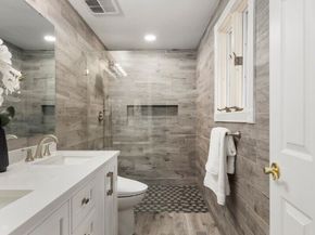 5611 240th Street SE, Woodinville WA 98072