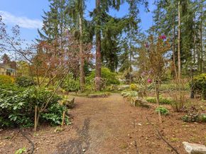 5611 240th Street SE, Woodinville WA 98072