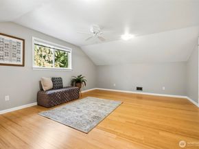 25845 SE 152 Street, Issaquah WA 98027