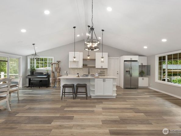 4110 152nd Street SW, Lynnwood WA 98087