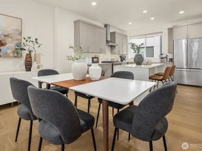 18412 96th Drive NE B, Bothell WA 98011