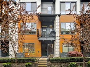 18412 96th Drive NE B, Bothell WA 98011