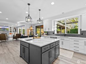 8907 NE 152nd Place, Bothell WA 98011