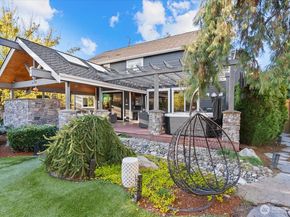 8907 NE 152nd Place, Bothell WA 98011