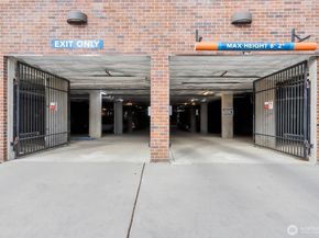 3334 NE 65th Street 109, Seattle WA 98115