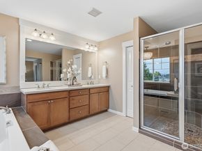 7424 Pinnacle Place SE, Snoqualmie WA 98065
