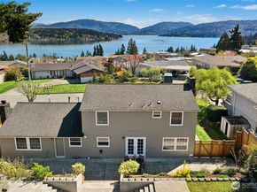 17154 NE 5th Street, Bellevue WA 98008