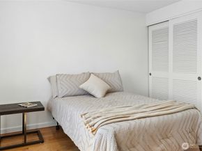 17154 NE 5th Street, Bellevue WA 98008