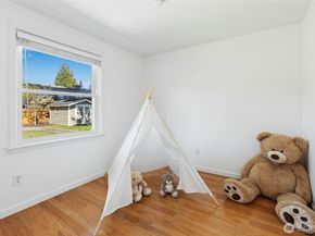 17154 NE 5th Street, Bellevue WA 98008