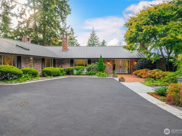 14050 Hilltop Lane NW, Seattle WA 98177