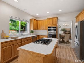 18636 172nd Place SE, Renton WA 98058