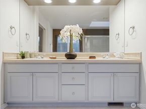 11914 82nd Place NE, Kirkland WA 98034