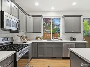 11914 82nd Place NE, Kirkland WA 98034