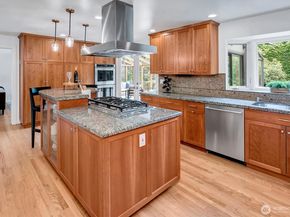 53 Cascade Ky, Bellevue WA 98006