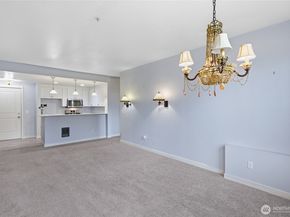 55 Williams Avenue S 104, Renton WA 98057