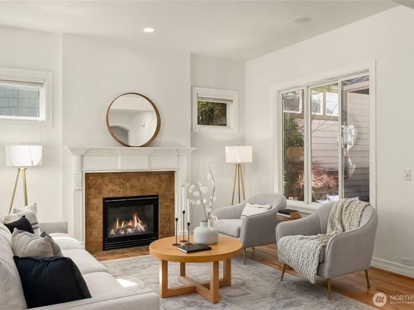 2455 30th Avenue NE, Issaquah WA 98029