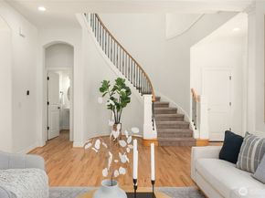 2455 30th Avenue NE, Issaquah WA 98029