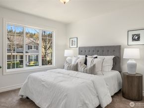 2455 30th Avenue NE, Issaquah WA 98029