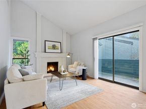 10013 NE 123rd Street C, Kirkland WA 98034