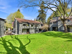 10013 NE 123rd Street C, Kirkland WA 98034