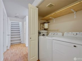 10013 NE 123rd Street C, Kirkland WA 98034