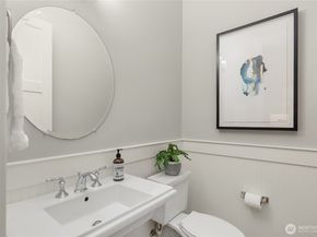 7817 NE Ledgestone Loop, Bainbridge Island WA 98110
