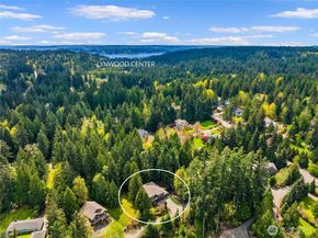 7817 NE Ledgestone Loop, Bainbridge Island WA 98110