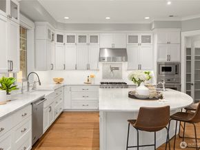 7817 NE Ledgestone Loop, Bainbridge Island WA 98110