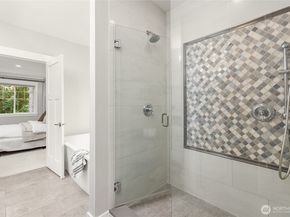 7817 NE Ledgestone Loop, Bainbridge Island WA 98110