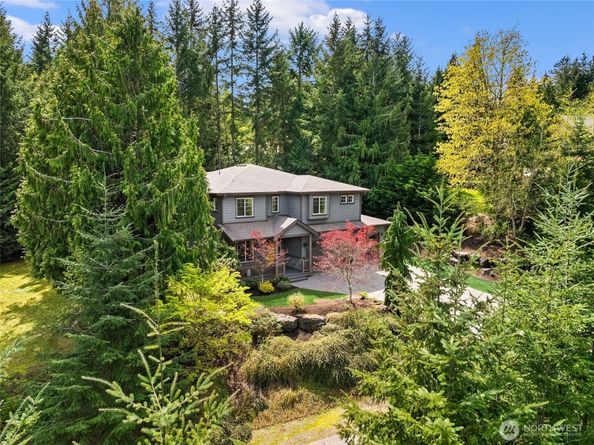 7817 NE Ledgestone Loop, Bainbridge Island WA 98110