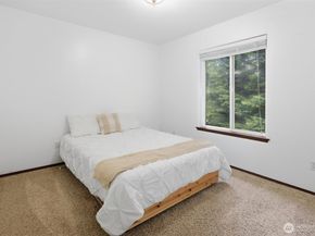 15405 204th Avenue SE, Renton WA 98059